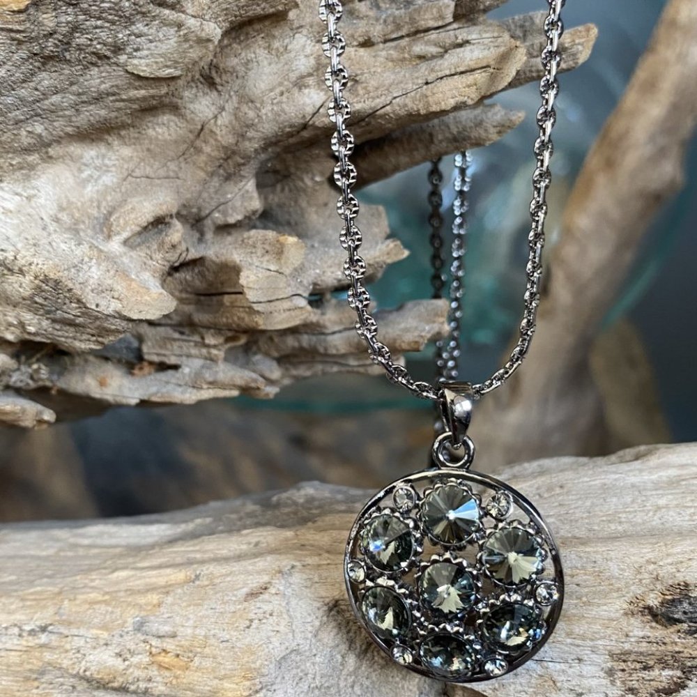 NWT-Antique Silver Color Necklace with Grey Stones in Pendant 16"